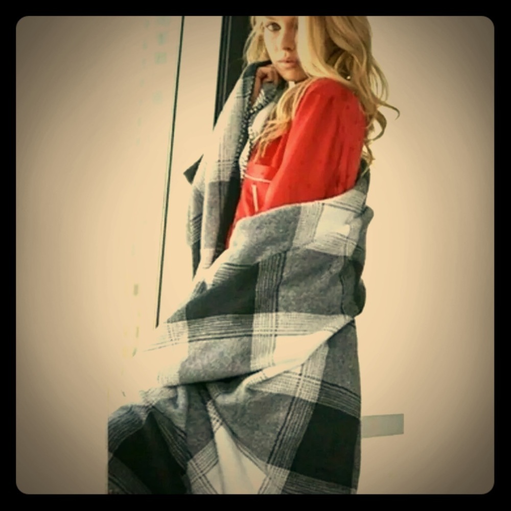 Black and white plaid Victoria’s Secret blanket